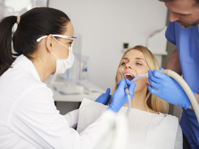 Tooth Pain That Won’t Go Away? How Endodontic Treatment Can Save Your Natural Tooth