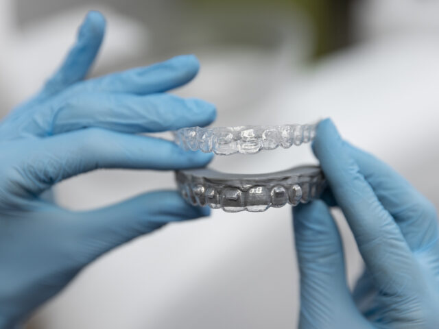 How Invisalign Clear Aligners Can Transform Your Smile and Bite